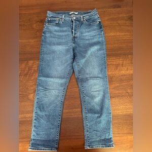 Levi’s Wedgie Straight Jeans